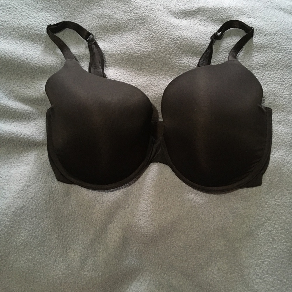 Victoria’s Secret Black Uplift Semi Demi Bra